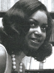 Caroline-Jones.jpg