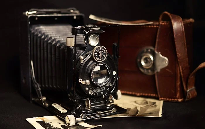 Invaluable_Vintage_Cameras-1481901839516.jpg