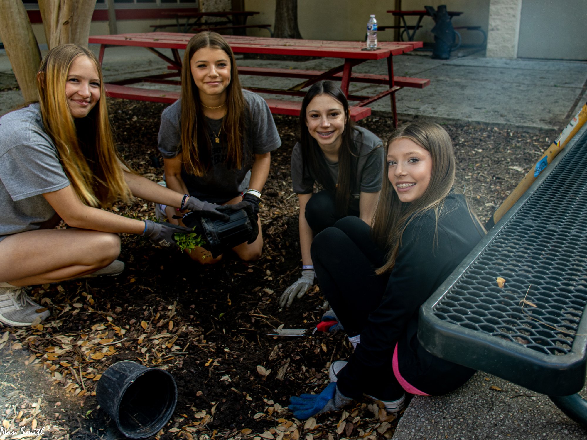 2023 March Ike Beautification Day (1 of 1)-7.jpg