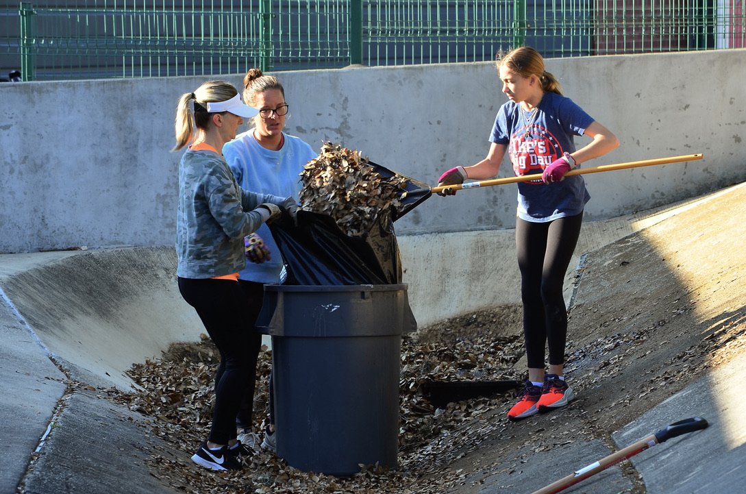 Eisenhower Volunteers_Samantha Hadler_12 of 13.jpeg