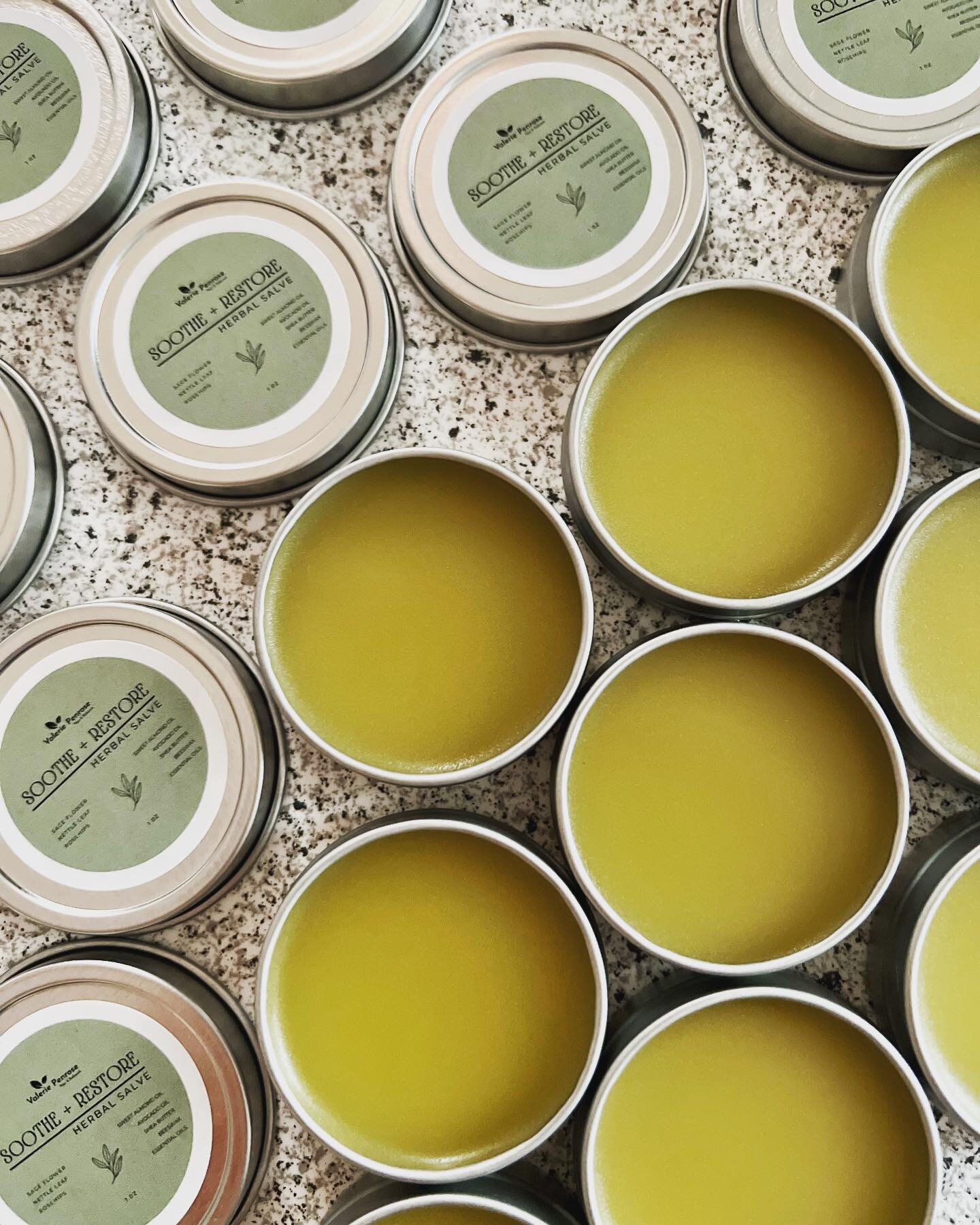 Soothe and Restore Herbal Salve 🌱 
 
Sage flower, nettle leaf and rosehips boost anti-inflammatory, anti-microbial, and anti-oxidant properties to alleviate minor aches and pain, calm irritation, and reduce the appearance of fine lines and scars. 

