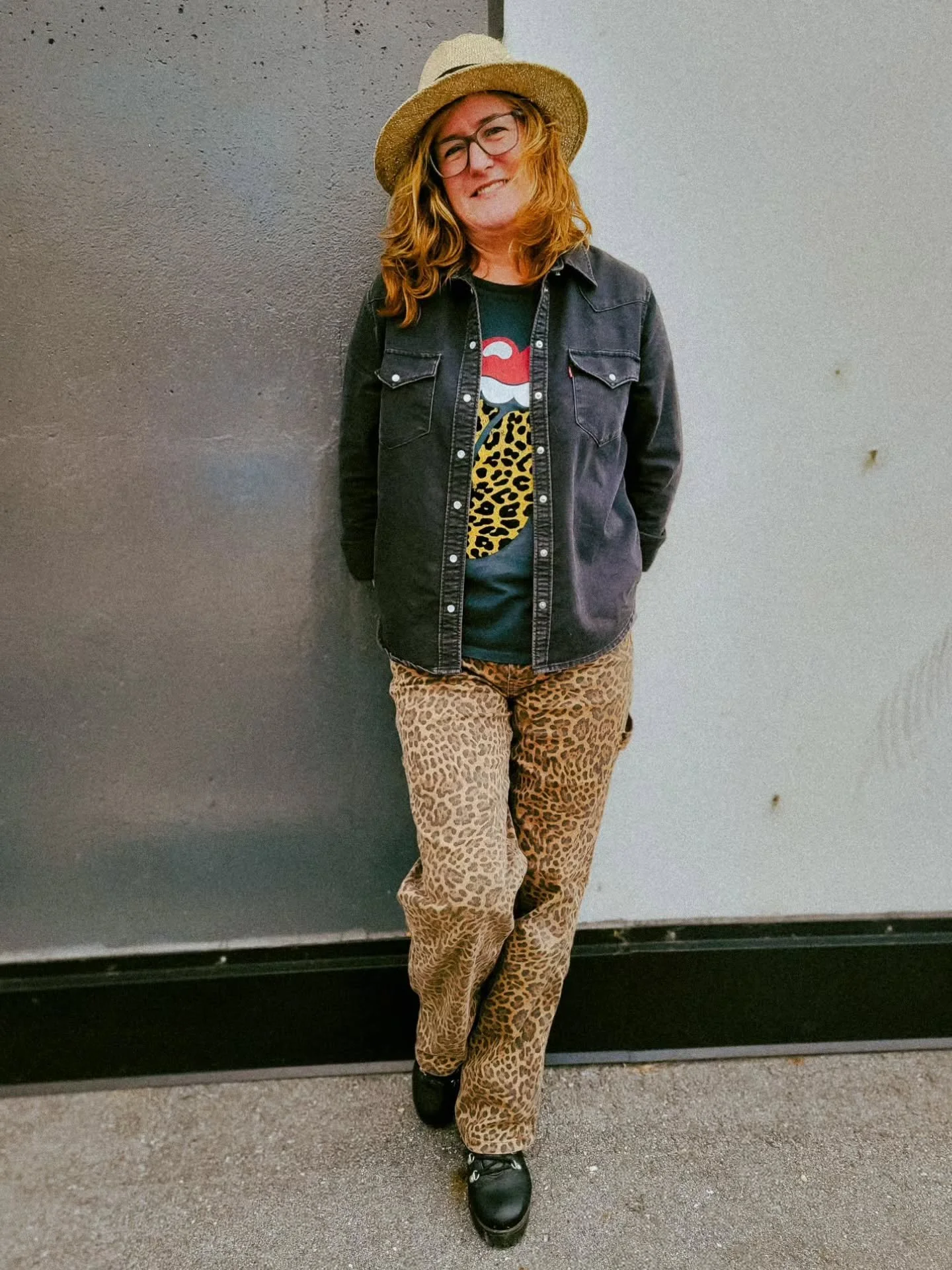 ✨️ STAFF FEATURE SERIES ✨️ 
Name & pronouns:
Robyn (she/her)
How long have you worked at Frock?
Just over 2 years.
Your style in 3 words:
Vintage, comfortable, themes!
What’s your go-to cafe order?
Unsweetened iced green tea.
What