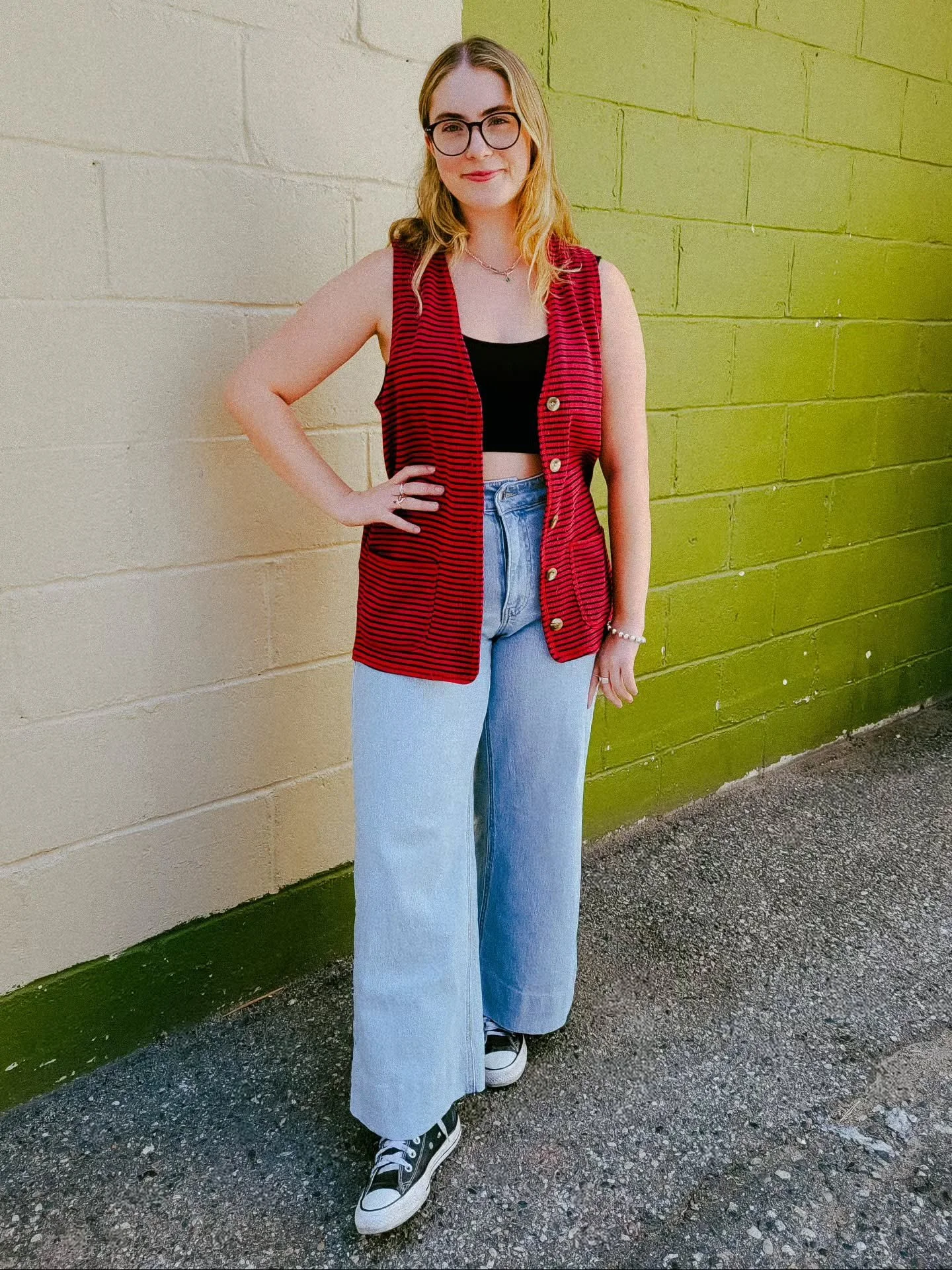 ✨️ STAFF FEATURE SERIES (last one for now!!) ✨️
Name & pronouns:
Kirstin (she/her)
How long have you worked at Frock?
Almost 3 months!
Your style in 3 words:
Relaxed, layers, nostalgic
What's your go-to café order?
Iced americano w