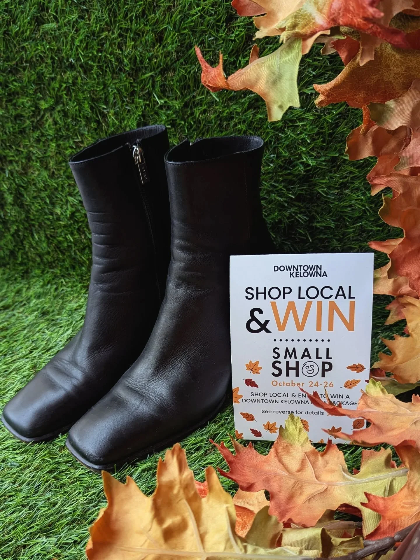 Small Shop is this weekend! Halloween edition 🎃
From October 24-26 Including trick-or-treat Saturday! 🍬👻
Shop local & enter to win a downtown Kelowna prize package!
#downtownkelowna
@downtownkelowna