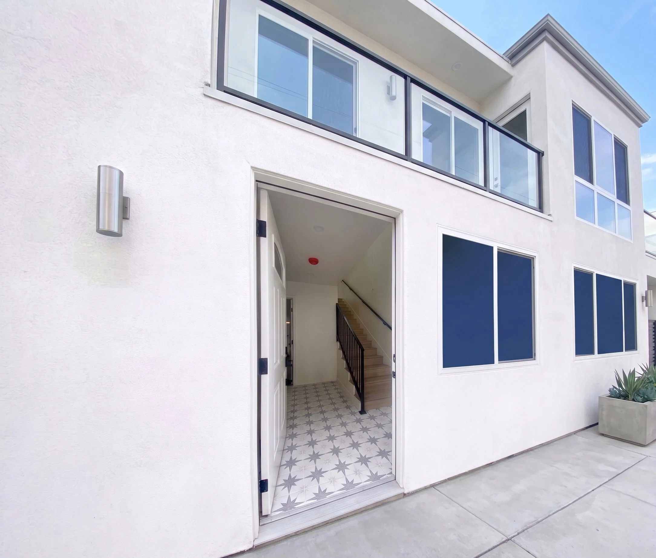 NAYLOR EXTERIOR 3.jpeg