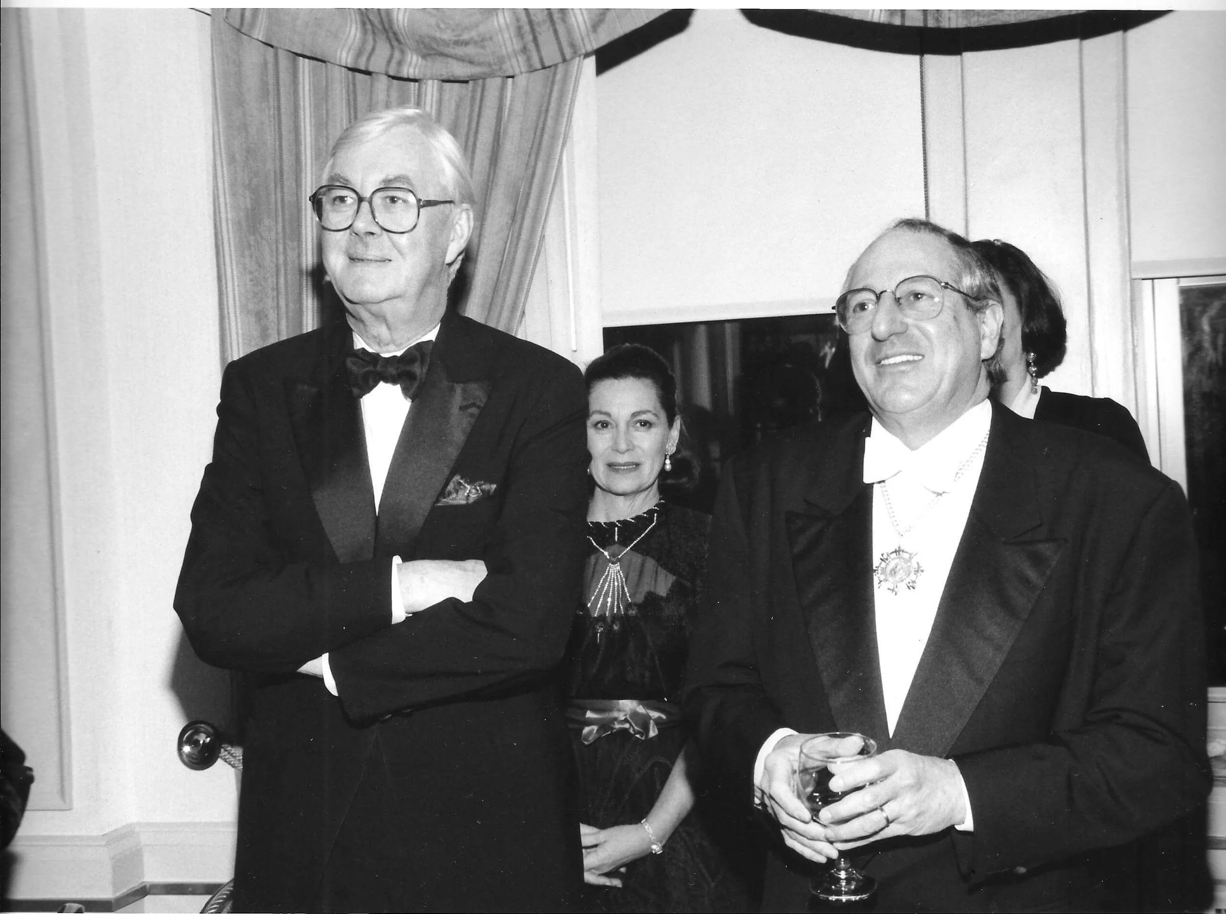 Jose Hess and Sen Daniel Patrick Moynihan at MJSA.jpg