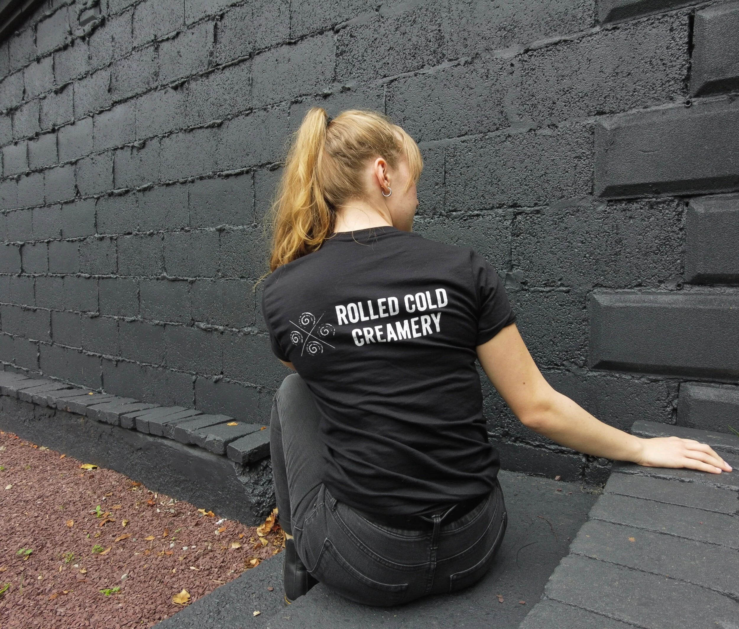 90569FDE-E09F-427F-BD11-3EBF1E4D1174