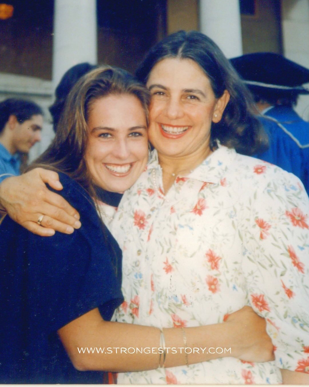 I love you Mom 💞

#strongeststory #mothers #mothersday❤️