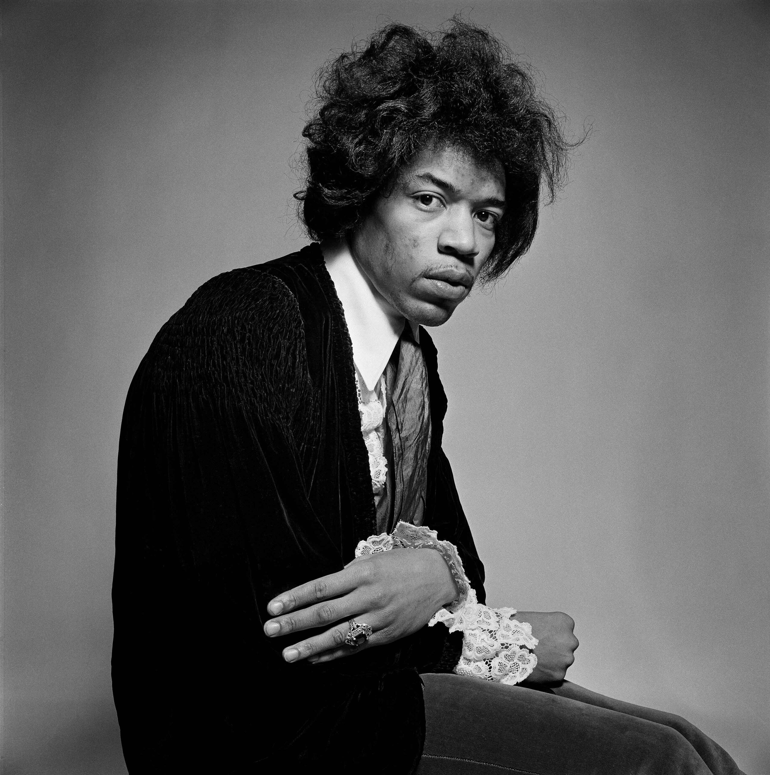 Jimi Hendrix, Mason’s Yard, London, England, 1967