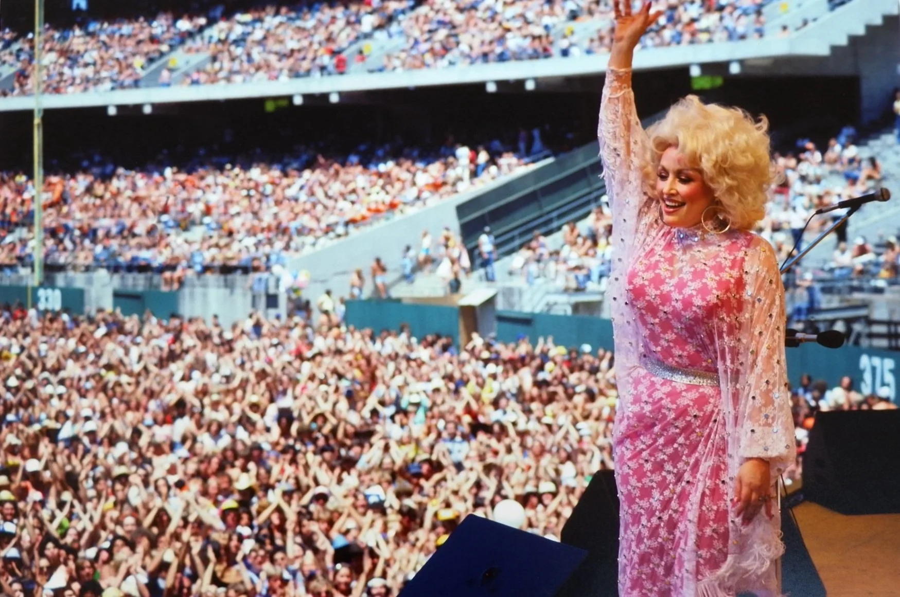 Dolly Parton, Oakland Coliseum, 1978 by Baron Wolman