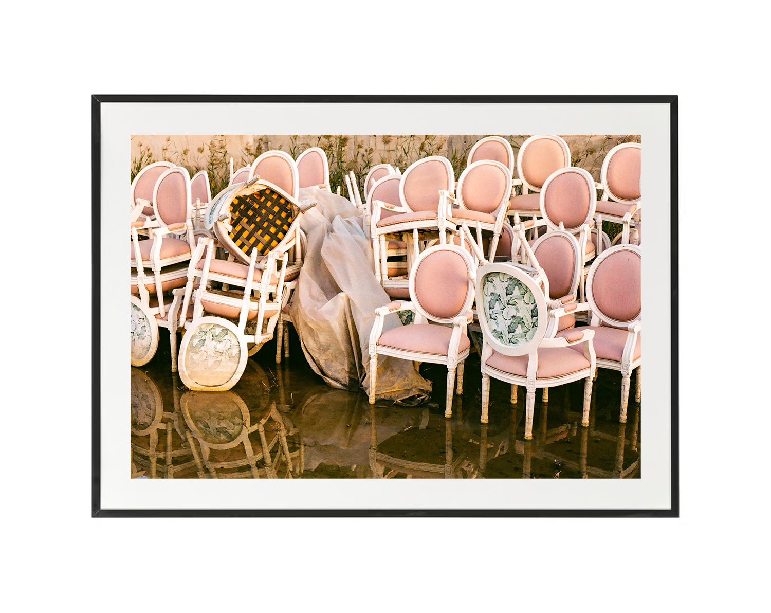 Olivier Tuinier Chairs Frame mockup.png