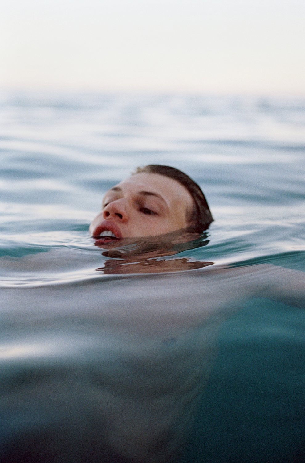 Sil in de oceaan, 2019 from the 'Op Vlieland' series by David van Dartel