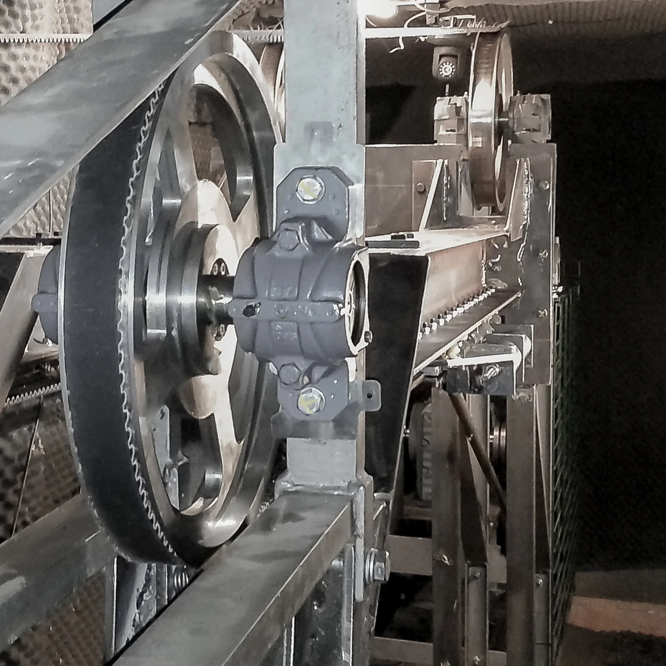 Riemenprüfstand_Belt_test_bench.jpg