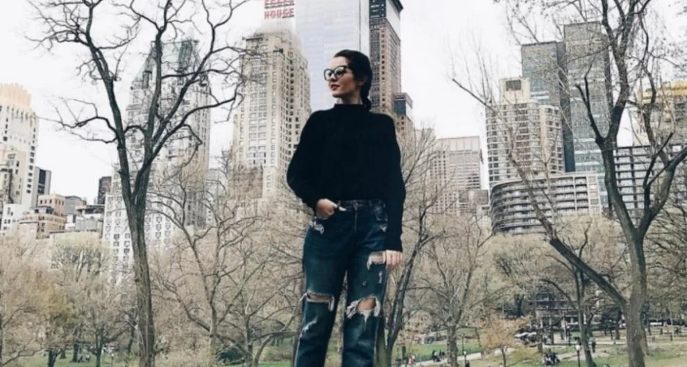 MEET THE IRISH GIRL BEHIND TEEN VOGUE'S SOCIAL MEDIA When most of us were in school reading Alive O, the oddity of working on the internet as a 9-5 was, quite simply, a notion...READ MORE