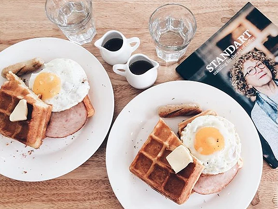 Breakfast waffles at The Missing Sock. Photo, themissingsockscaf.wixsite.com