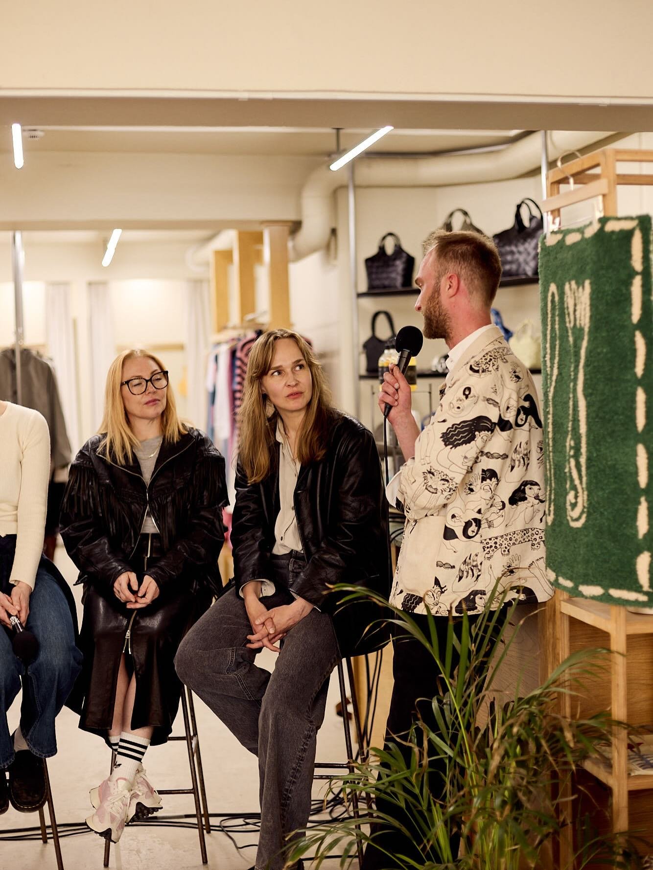 Norwegian Fashion Hub og @oslorunway inviterte p&aring; onsdag til Afterwork hvor veilederen &laquo;Mangfoldig casting og respektfull behandling av modeller i mote- og kulturfeltet&raquo; ble lagt frem og omtalt av Zubeida Haji Hassan fra @balansekun