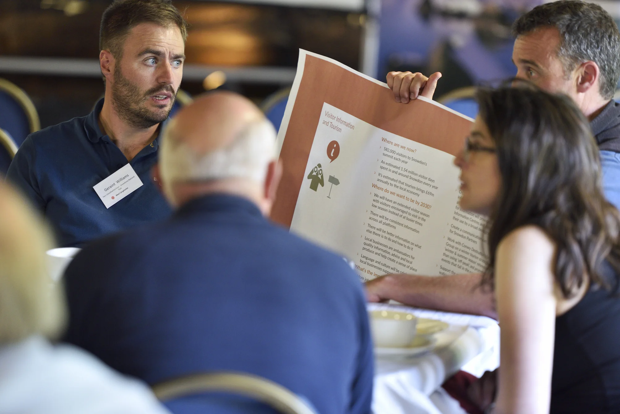 Digwyddiad 'World Cafe' 20/07/17 - 'World Cafe' Event 20/07/17
