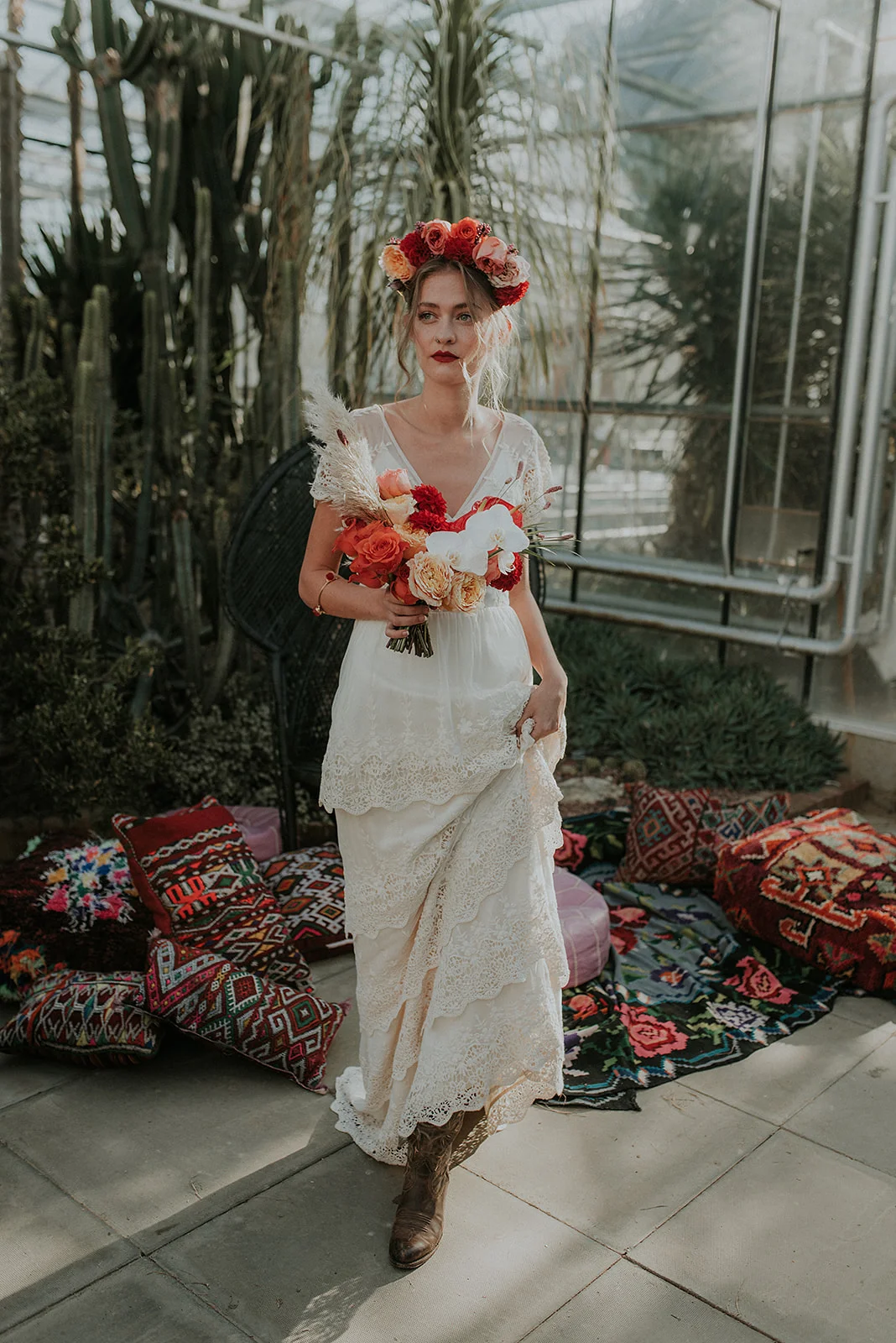 Non traditional wedding flowers styled shoot. Image by Megan Elle photography