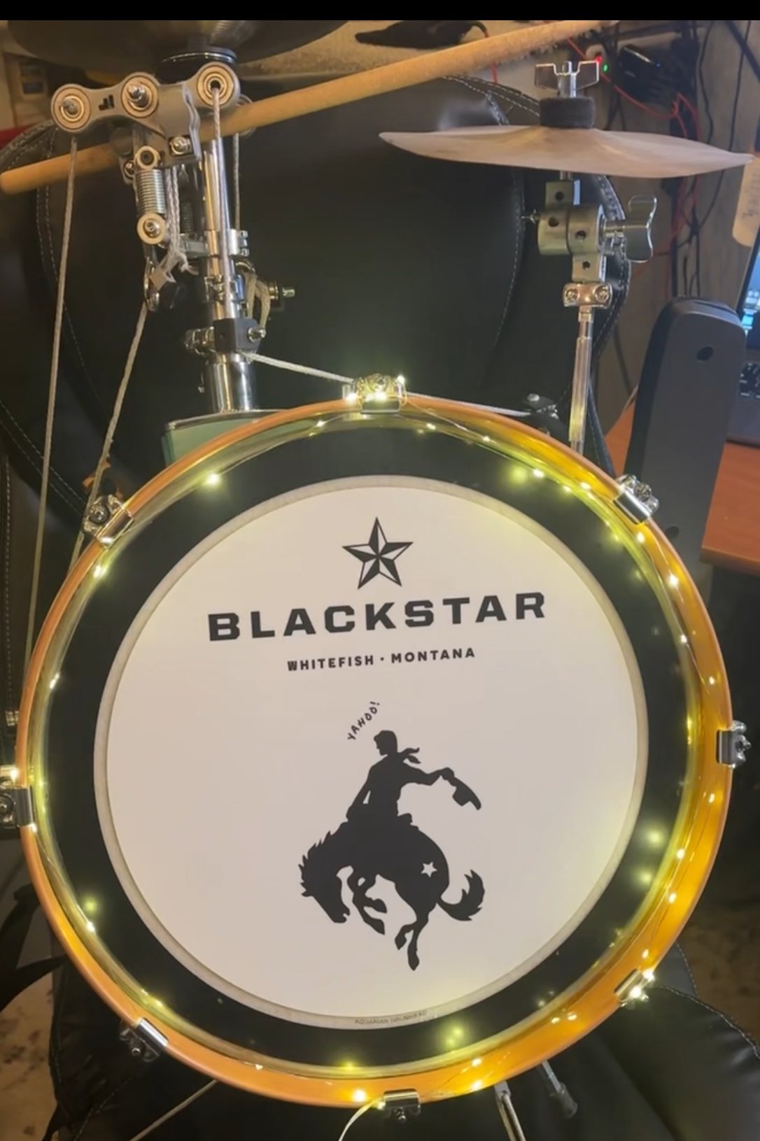 Christmas Stroll - BUDDY THE ELF!