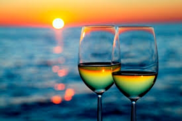 beach-wine.jpeg