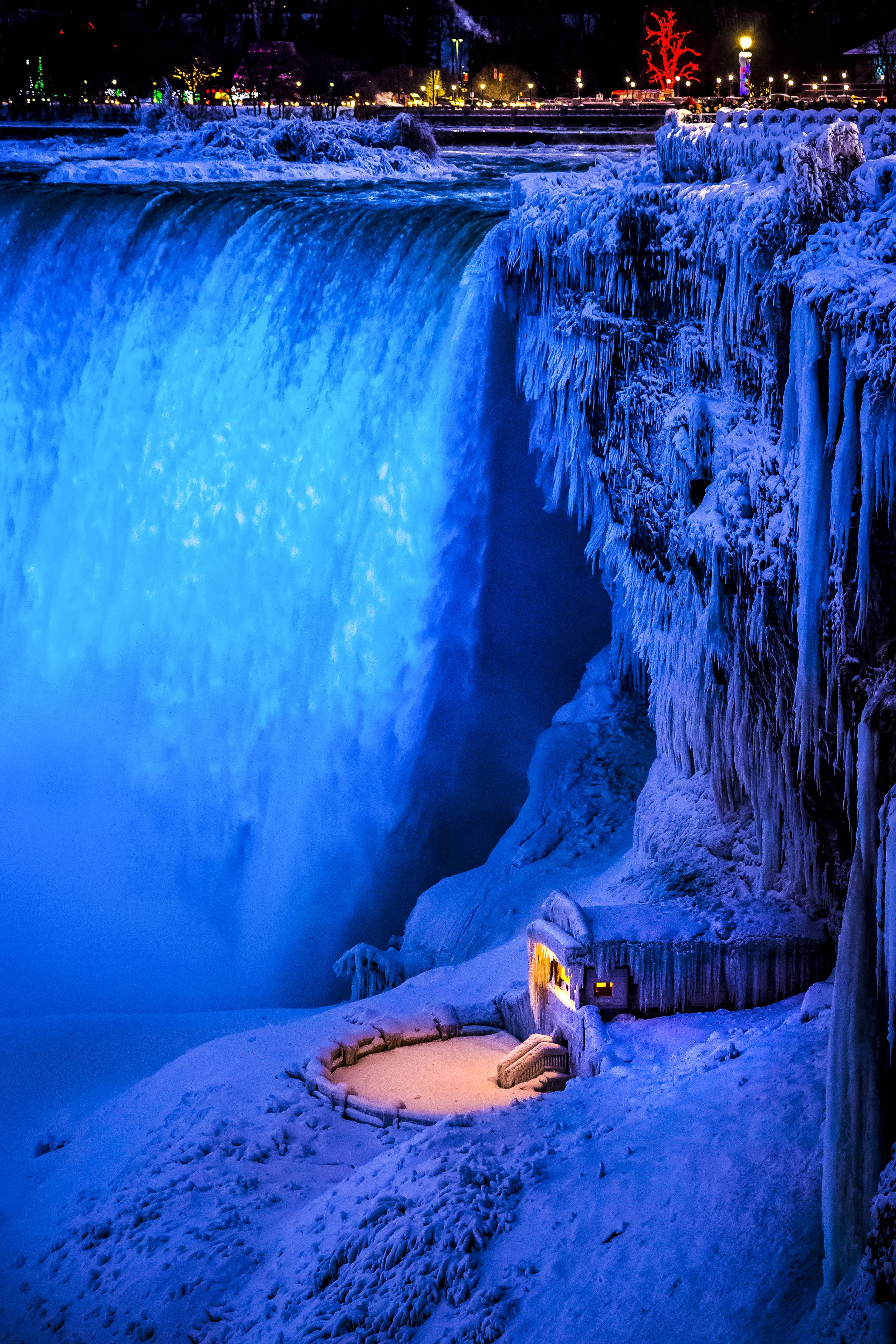 Niagara Fall Blue 14x21.jpg