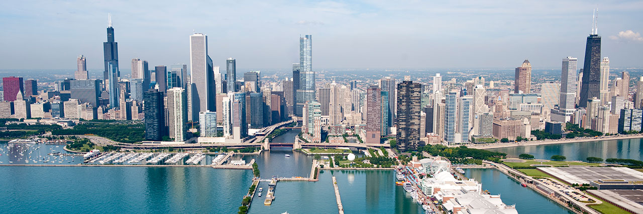 Hyatt-Place-Chicago-Downtown-The-Loop-P009-Navy-Pier-Skyline.masthead-feature-panel-medium.masthead-feature-panel-medium.jpg