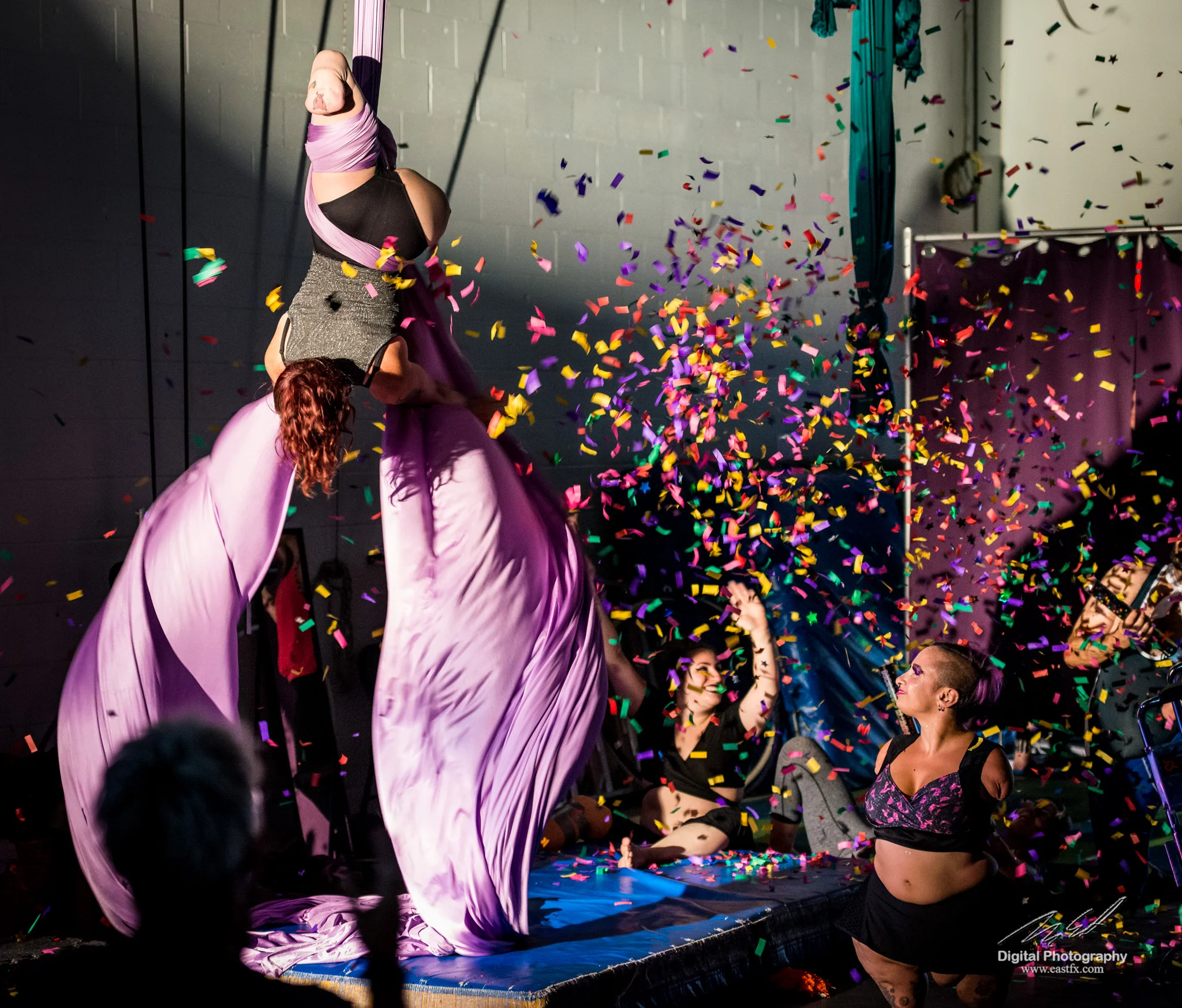 The 2018 Amputee Circus Camp show at Kingston Circus Arts. Photo by Michael East Photography