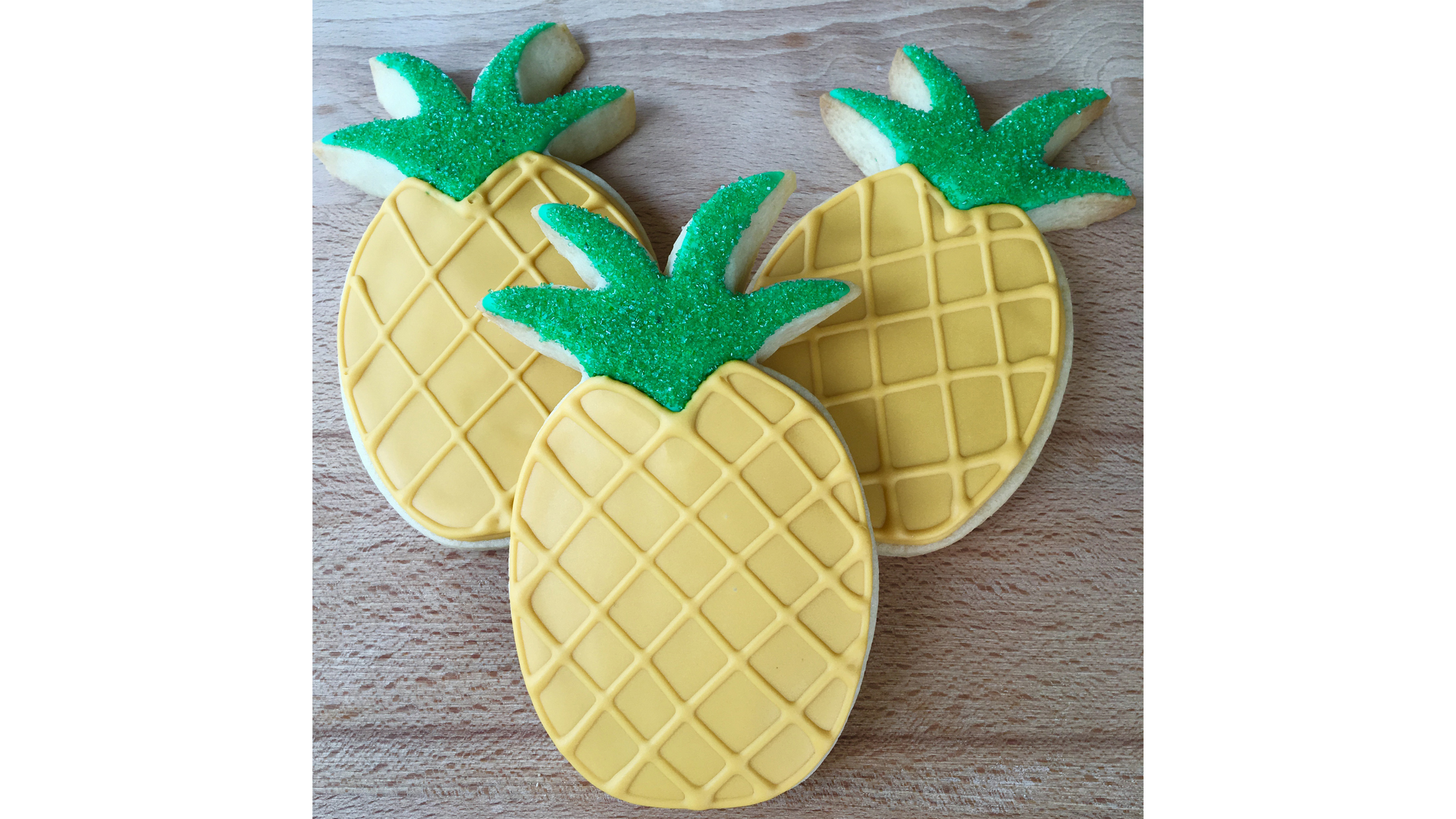 pineapples square 1.jpg