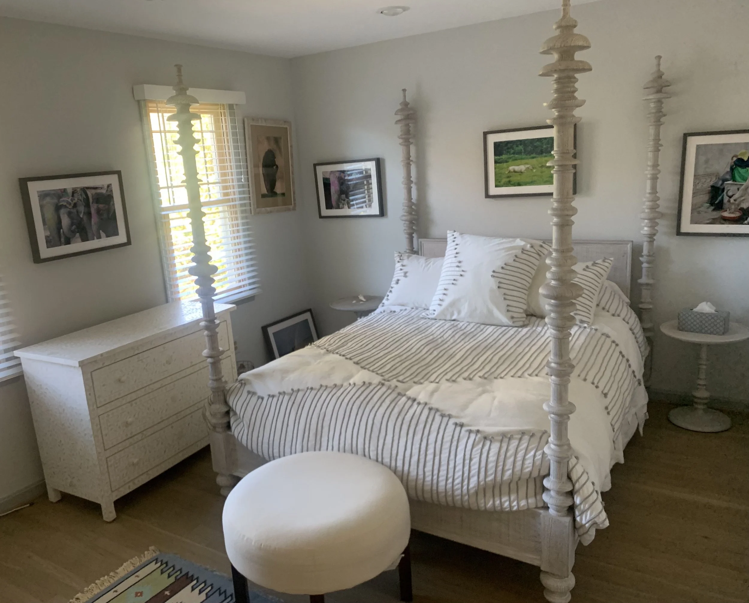 4-poster-bed.jpg