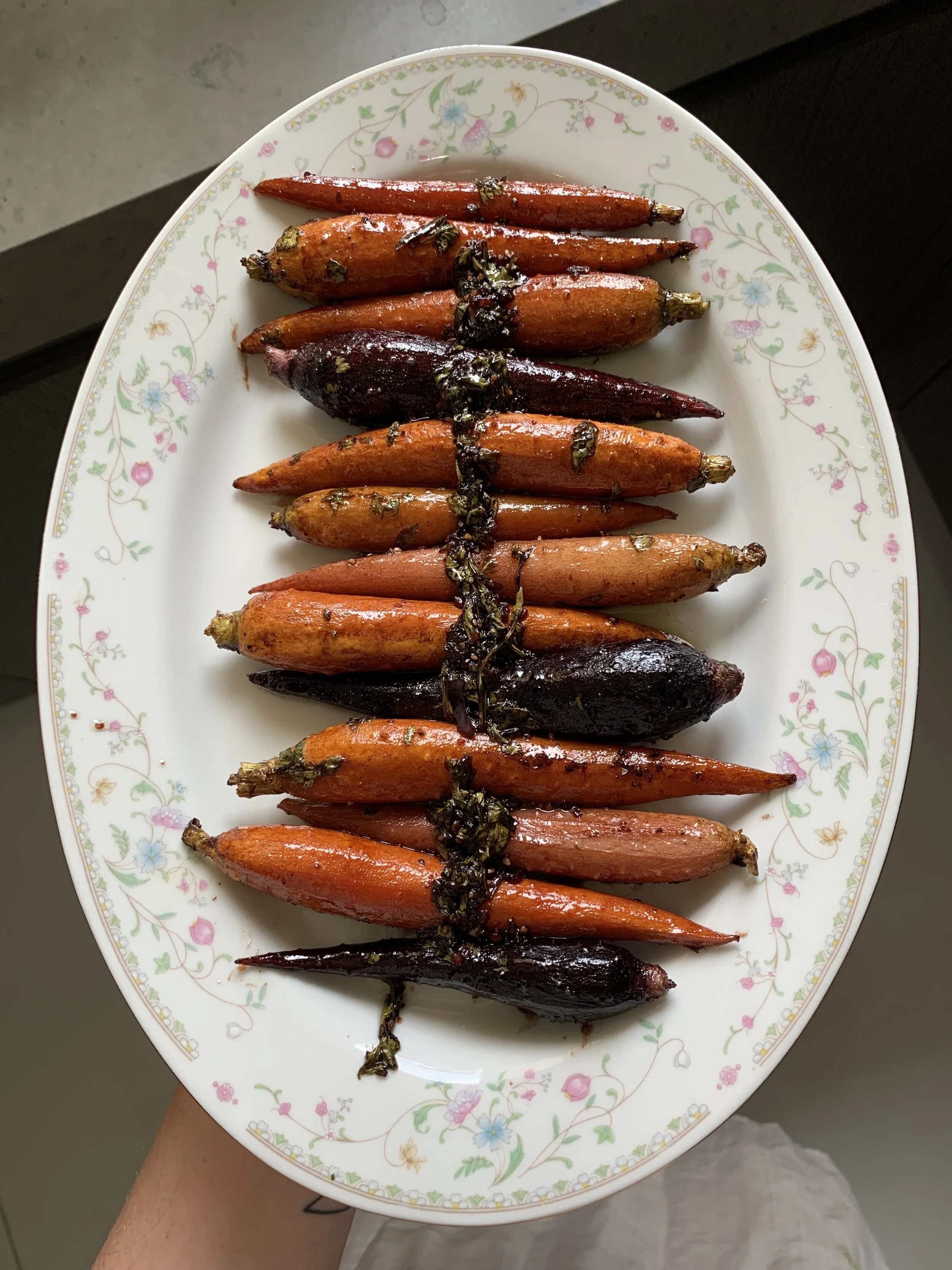 Zanahorias heirloom glaseadas con Balsámico y Miel