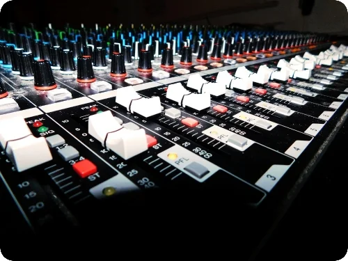 studiomuso_mixer.jpg