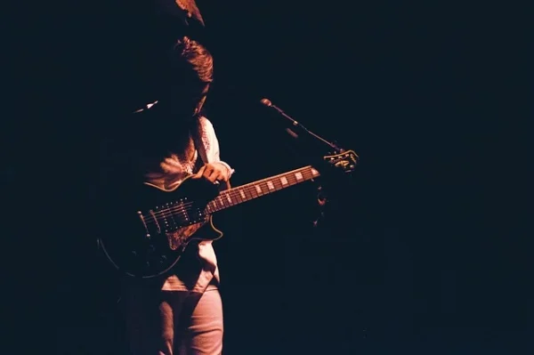 studio_muso_stagefright_guitarist_blog.jpg