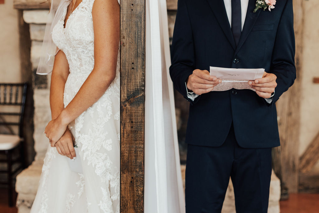 Lily+Greg-GettingReady84.jpg