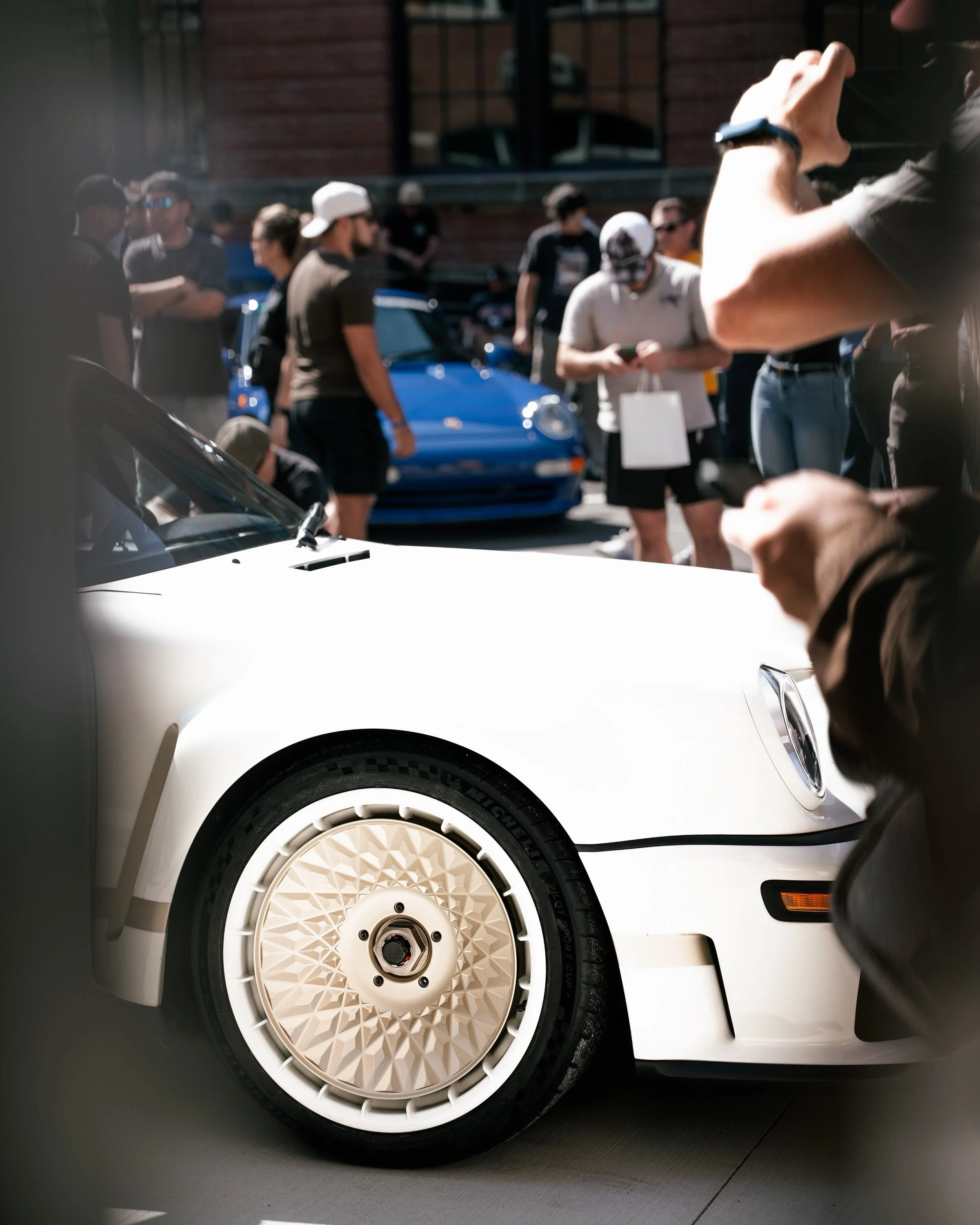 Art and artists. Books and writers. Music and musicians. Checkeditout and Lowend Garage. We are the creative engine driving the Chicago Porsche Convergence.

 
Checkeditout isn&rsquo;t the only jewel in the Lowend crown, but it&rsquo;s the largest an