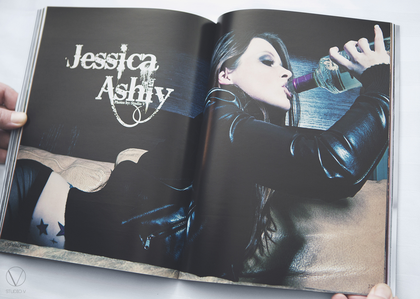 Studio+V+Photography+VX2+Magazine+1.jpg