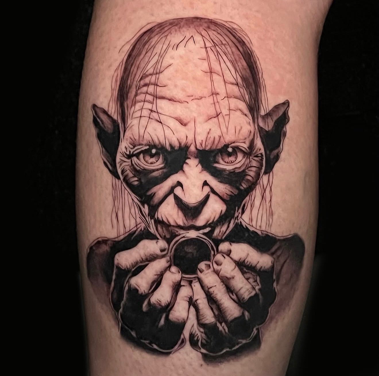 @lordoftheringsuniverse #Smigel Tattoo by @cheryltattoos here at @adornmentbodyart