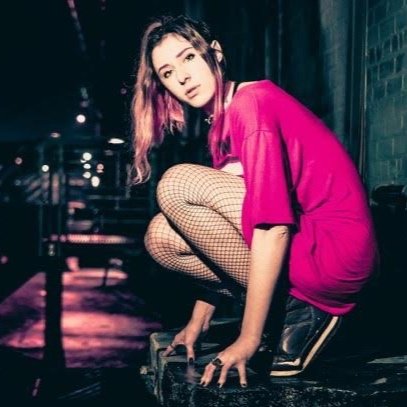 Los Angeles Electro-Pop Artist Holander Releases “Smoke”