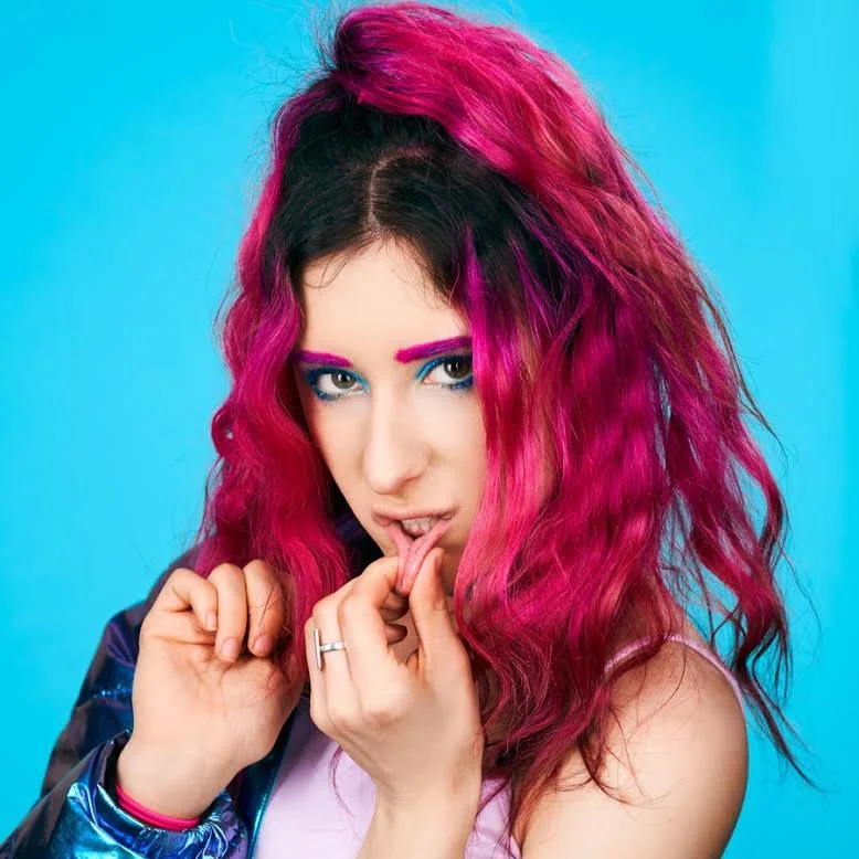 Holander Discusses Inspiration, Vulnerability, and More | Q&amp;A