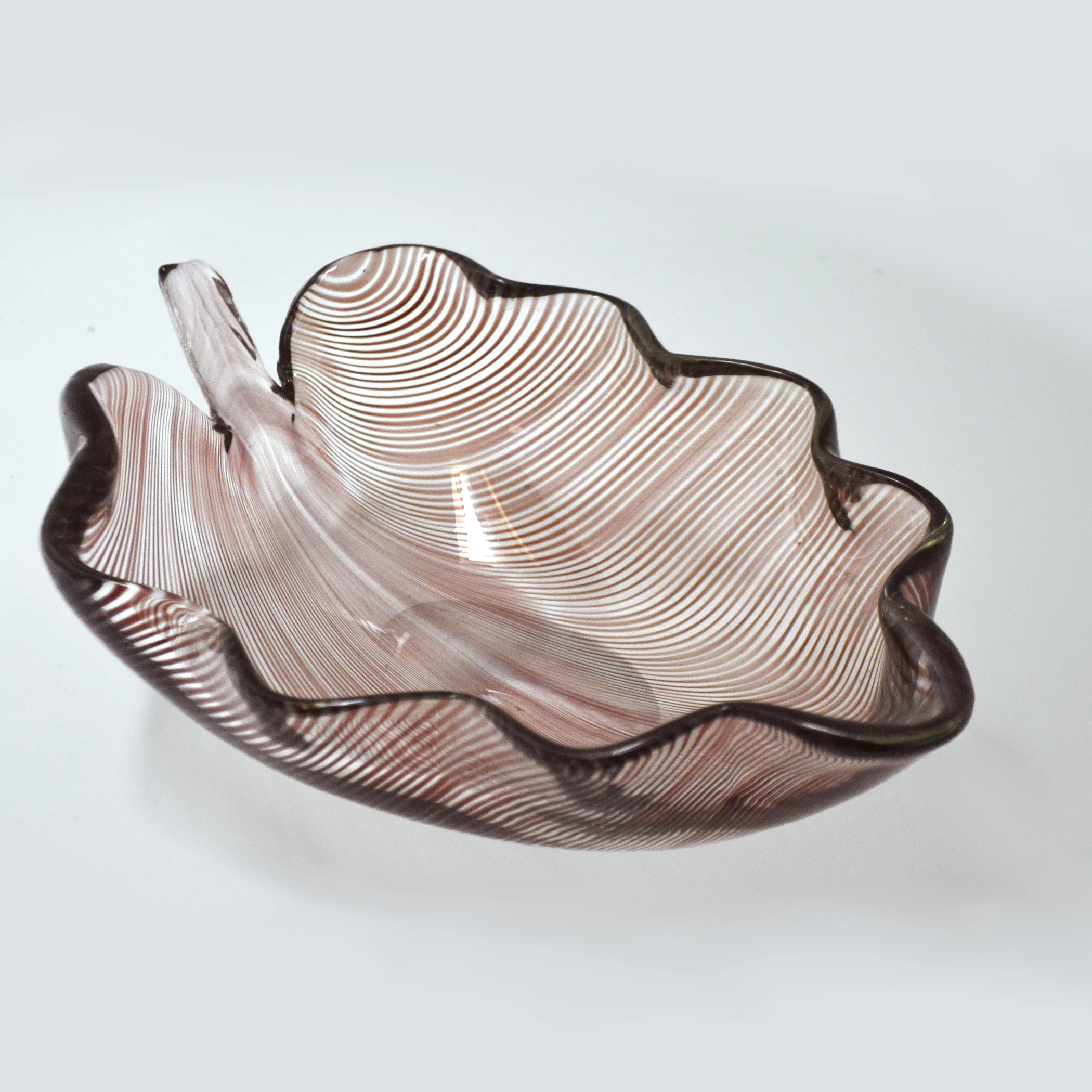 LARGE MURANO GLASS LEAF BOWL BY VENINI 
