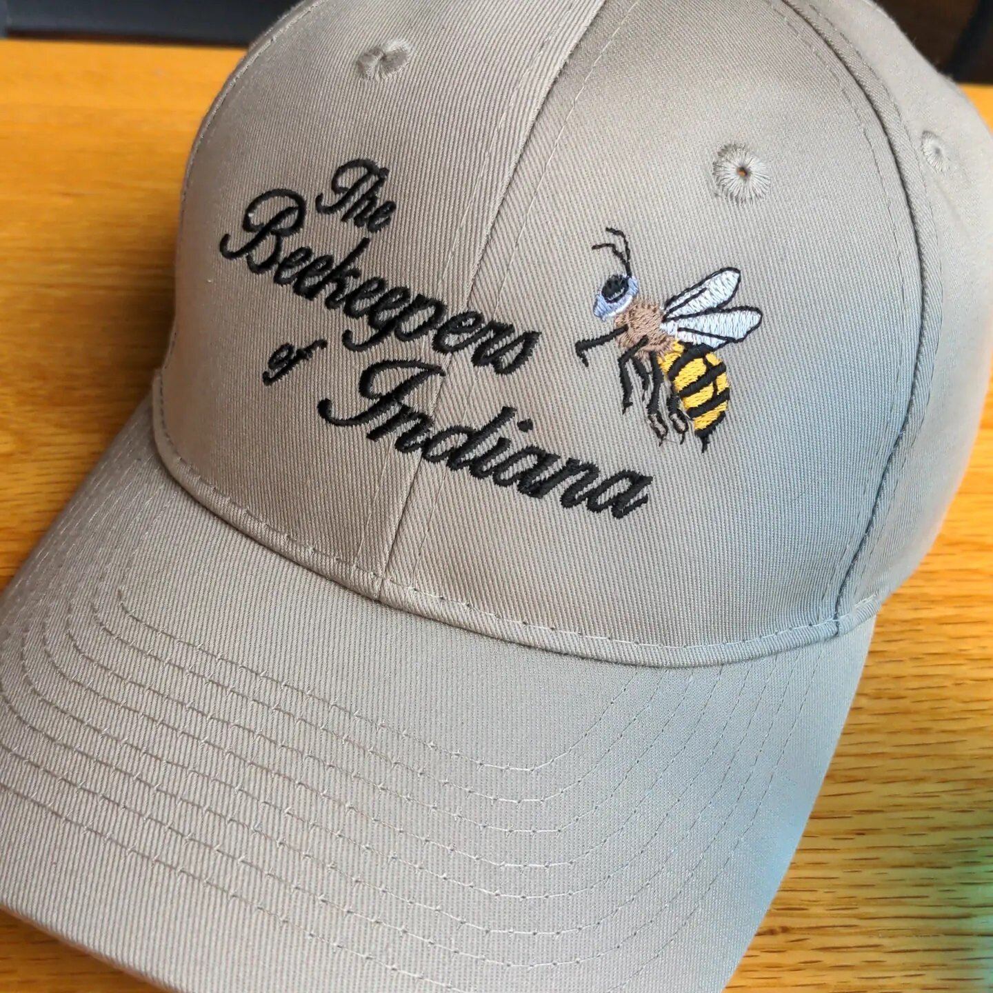 We have some nice swag here in Indiana. I may now have a near-complete TBoI wardrobe. 

#beekeeping  #indiana #swag #purdue
