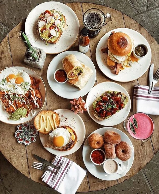 Our good friends @socialcostamesa @thunderkingcoffeebar are always stocked up on Rare Stock to try and buy. Thanks to Dean, G and the crew for always supporting us! Check out their Breakfast it weekend brunch if you haven&rsquo;t yet, so good. Thanks