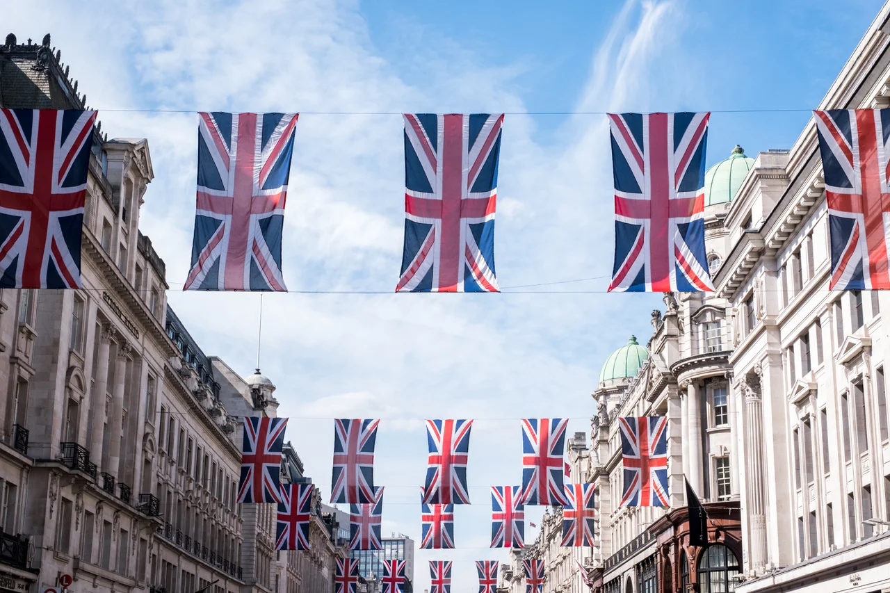 Get ready Mosman ... we're getting ready for a weekend of right Royal celebrations!