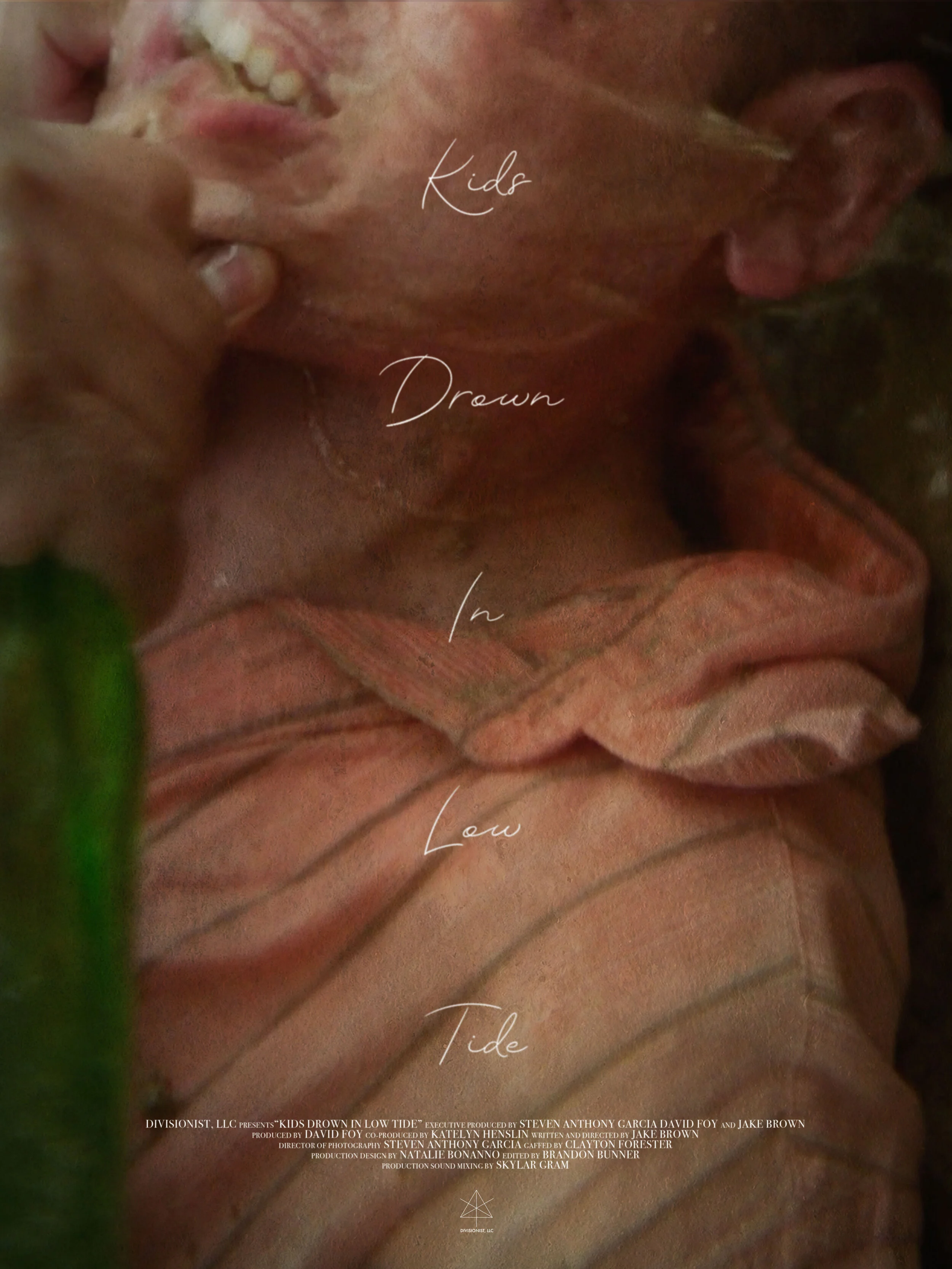 Kids Drown in Low Tide