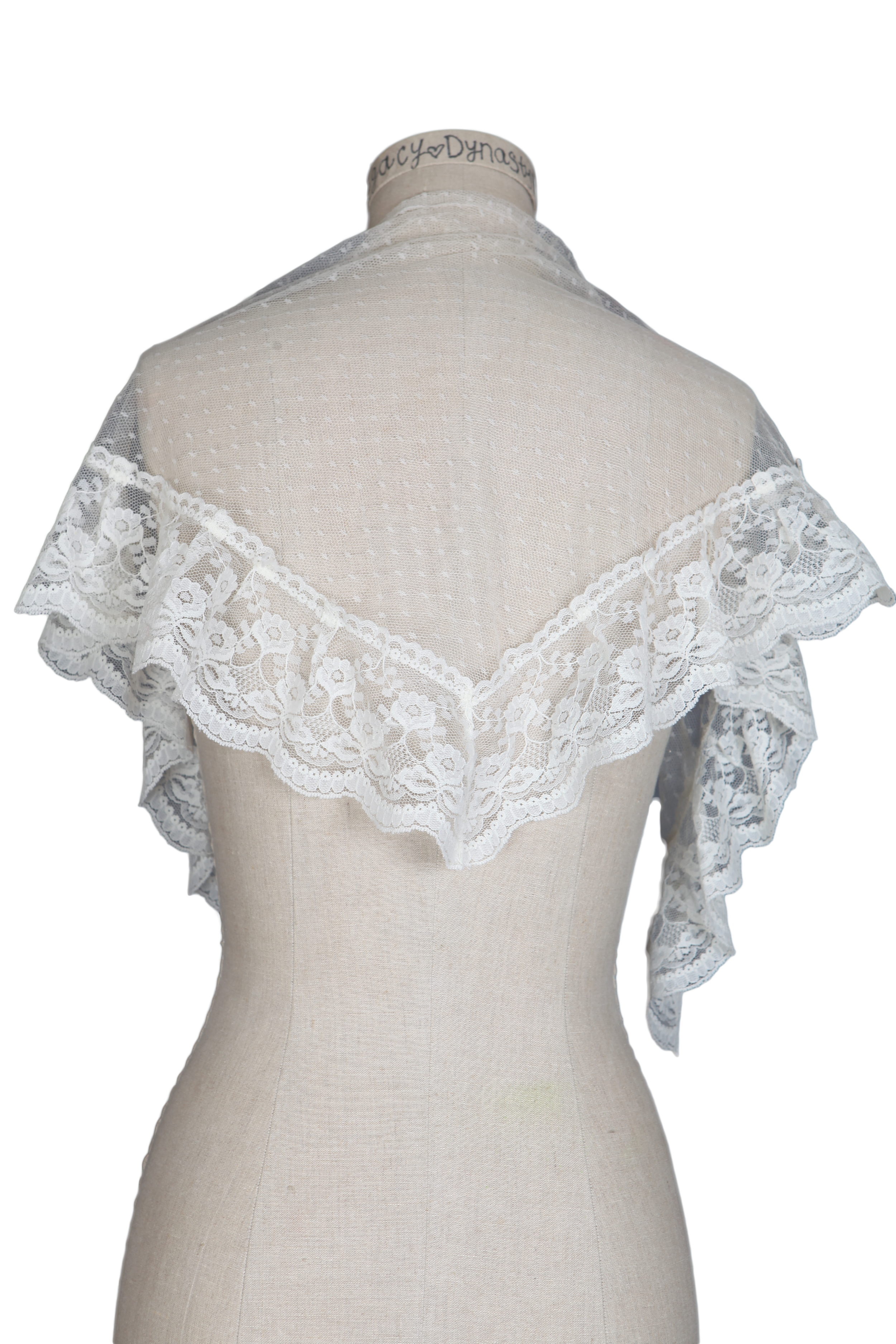 lace scarf back.png
