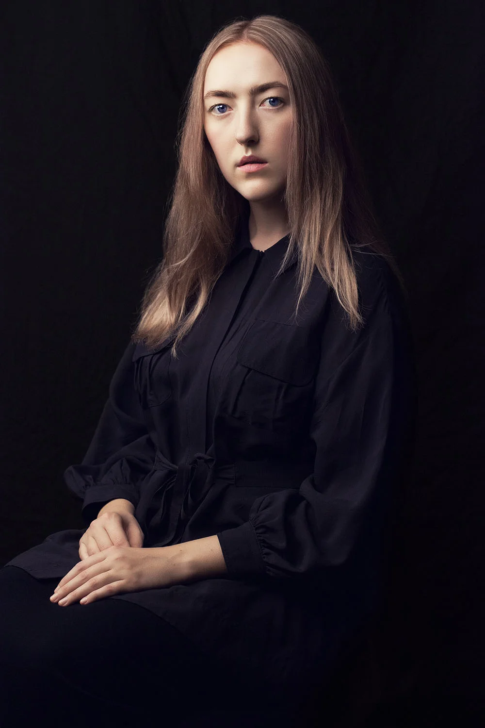 long-sleeve-black-blouse-working.jpg
