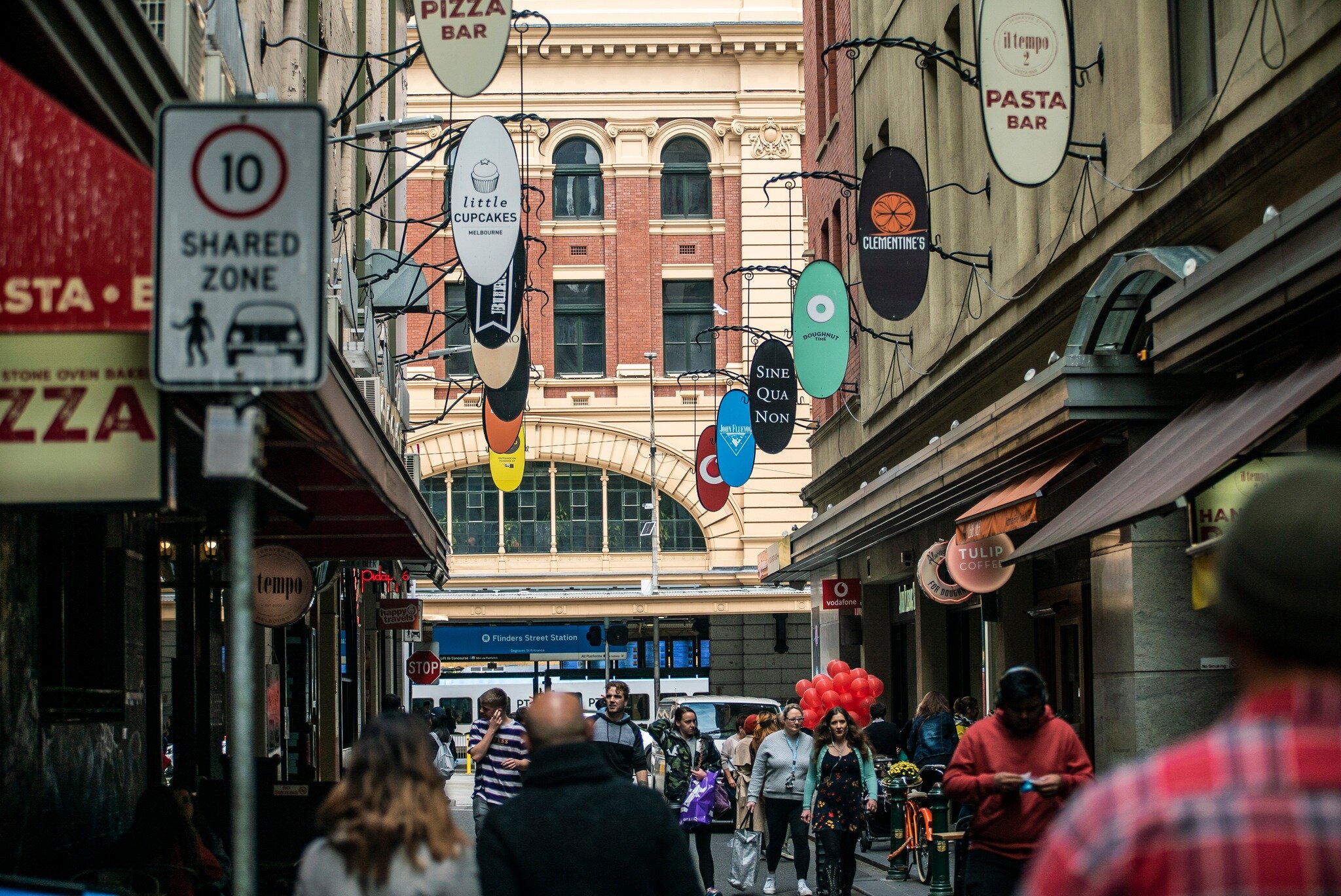 🚶&zwj;♀️🍽️ Discover Melbourne's hidden food and culture gems on our immersive walking tours! Join us as we take you on a journey through the heart of the city, uncovering its culinary and cultural treasures. Get ready to walk, taste, and experience