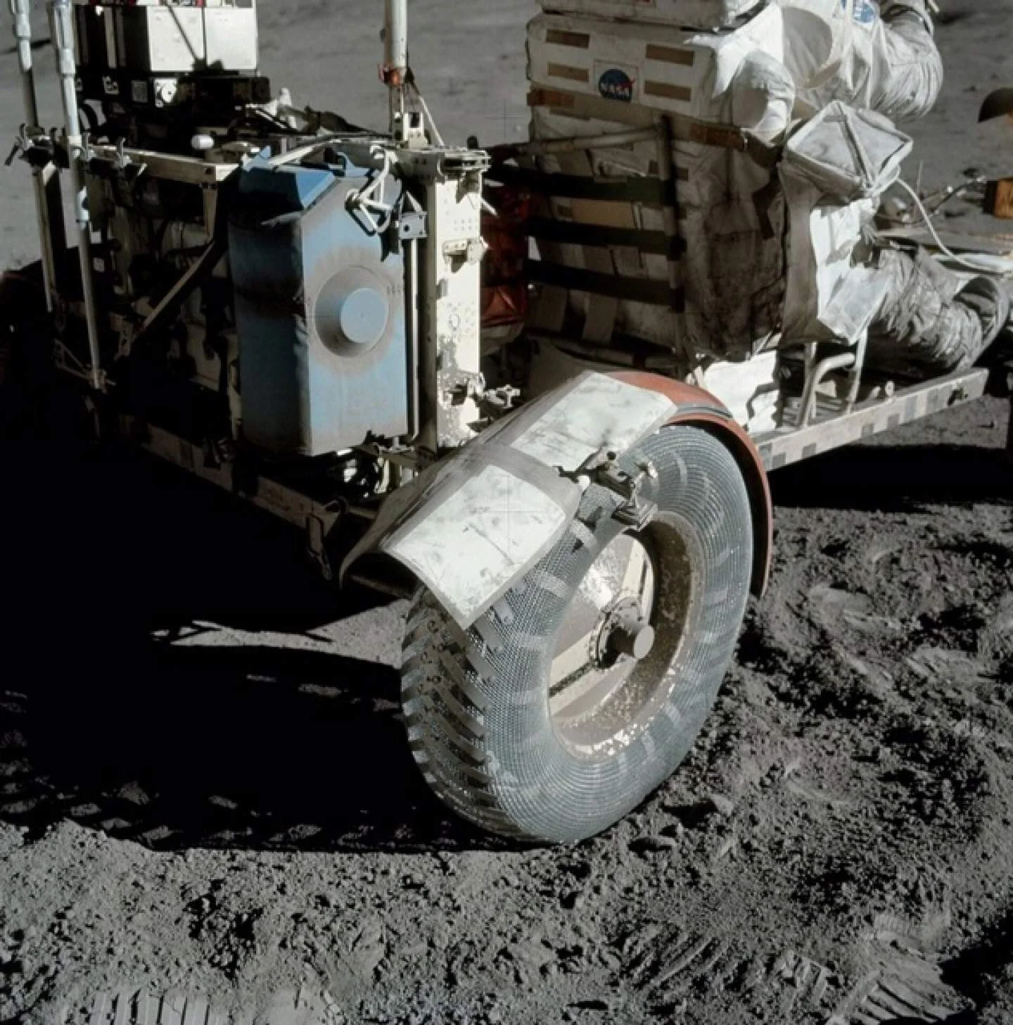 The broken fender replaced with a lunar map