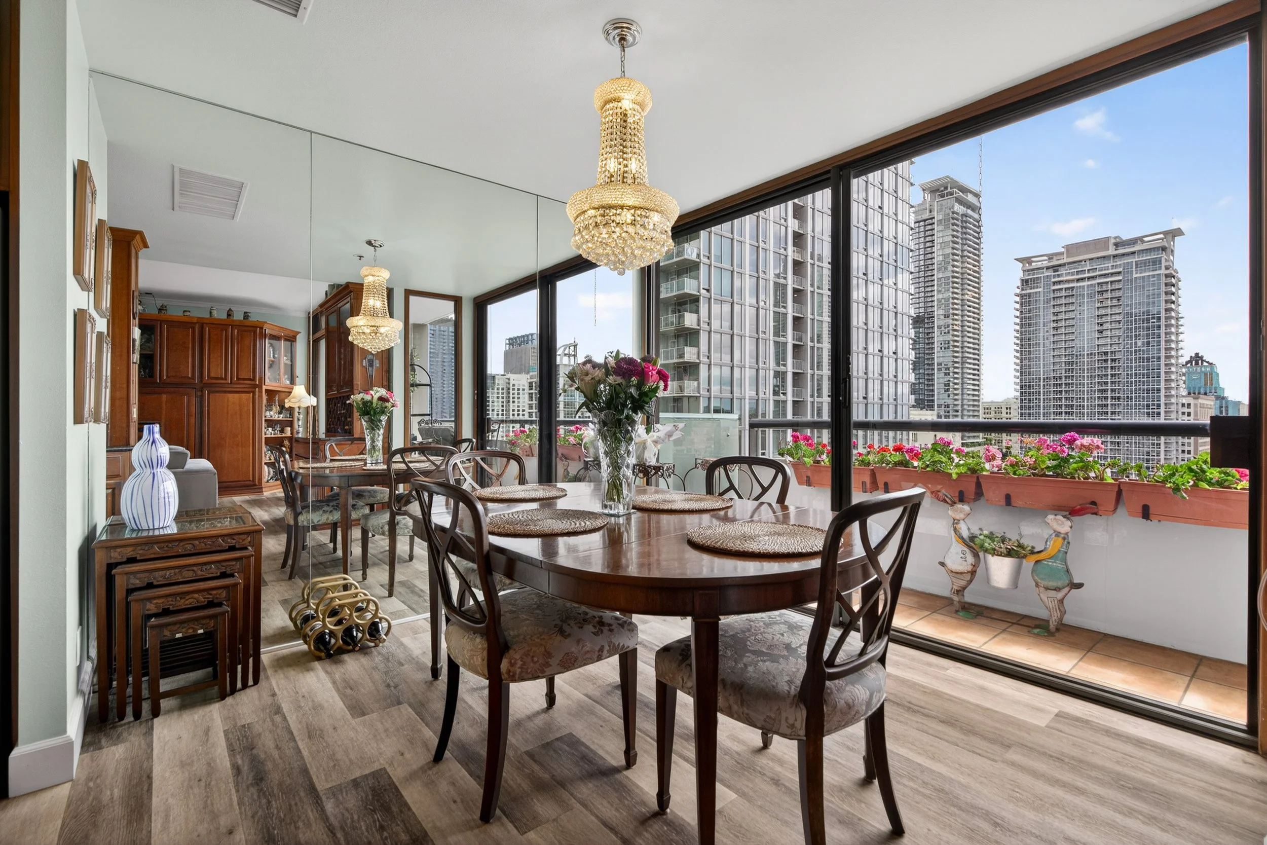 600 W 9th St #1512-Low Res-16.jpg