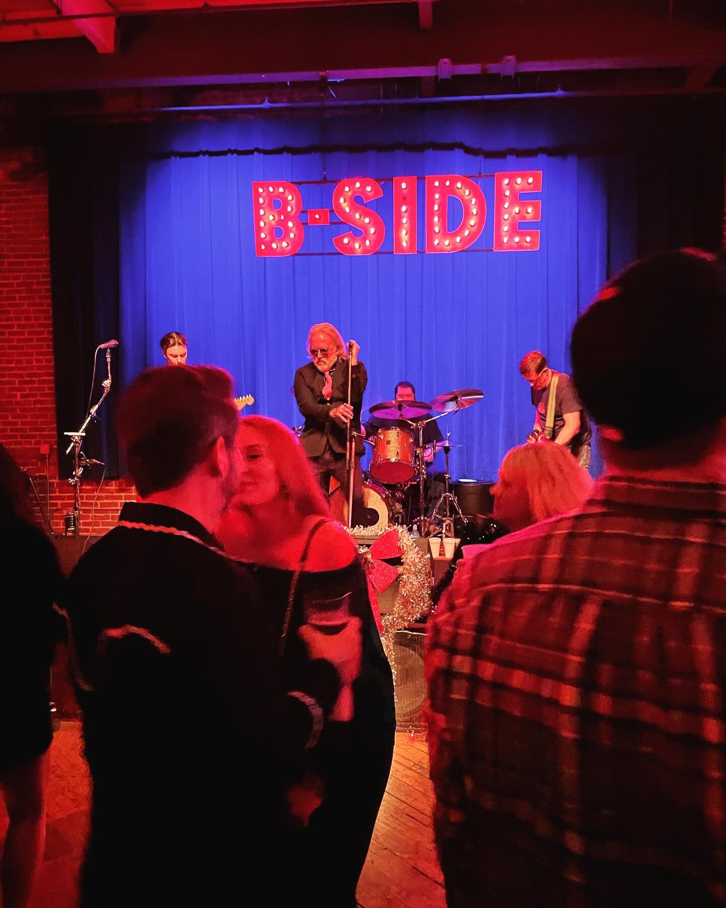 Thanks to those who attended the New Year&rsquo;s show @bsidememphis&hellip; it was a wonderful time&hellip; see you @bar_dkdc in February&hellip; #thesmiths #morrissey #901