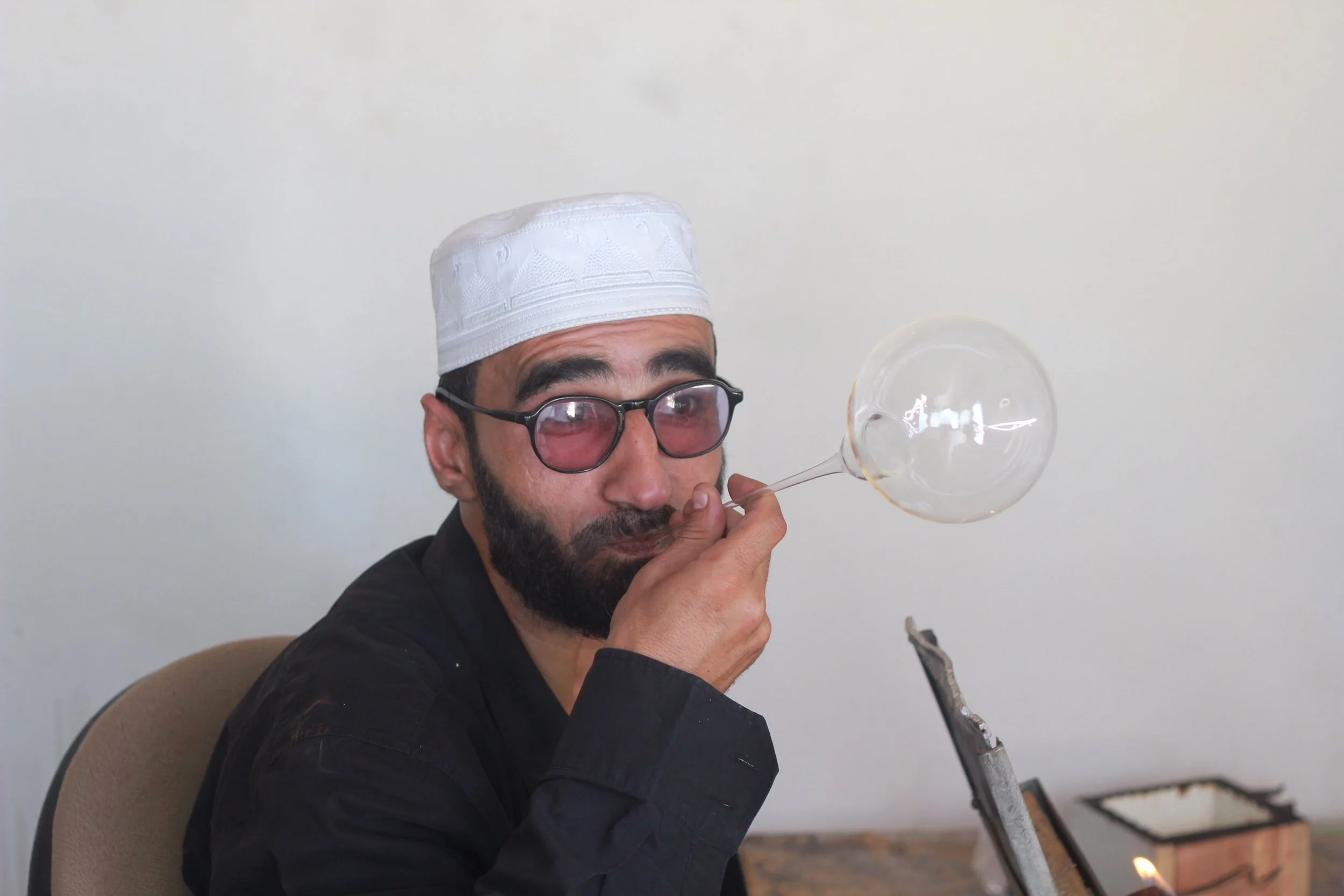 A glassblower in Jib.
